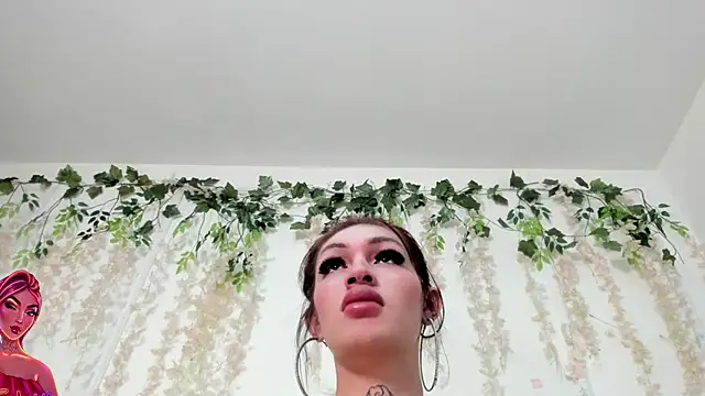 lizz lunna online show from June 5, 2026, 10:37 pm