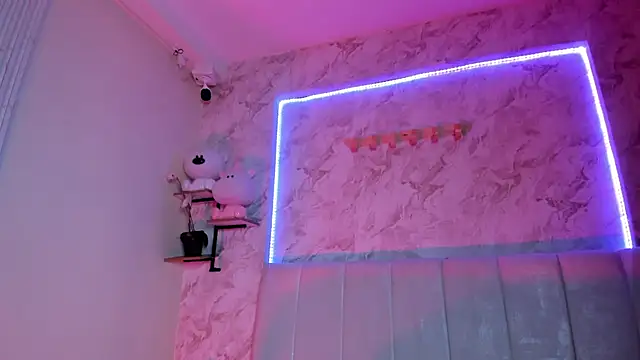 KimiNaru online show from February 27, 2026, 3:51 am