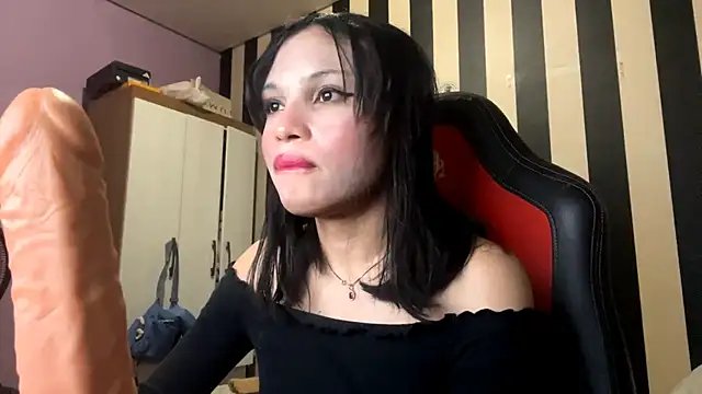 CheriseKurtzeborn online show from February 2, 2026, 1:26 am