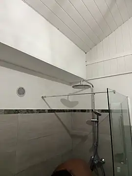 Snapshot of Axel_black10 chatting on February 20, 2026, 12:40 am Axel black10 online show from February 20, 2026, 12:40 am