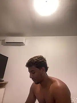 Snapshot of Axel_black10 chatting on March 18, 2026, 2:08 pm Axel black10 online show from March 18, 2026, 2:08 pm