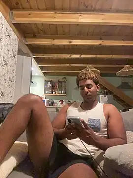 Snapshot of Axel_black10 chatting on March 20, 2026, 7:48 pm Axel black10 online show from March 20, 2026, 7:48 pm