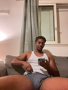 Snapshot of Axel_black10 chatting on March 7, 2026, 6:57 pm Axel black10 online show from March 7, 2026, 6:57 pm