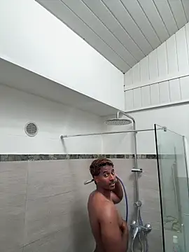 Snapshot of Axel_black10 chatting on February 26, 2026, 10:26 am Axel black10 online show from February 26, 2026, 10:26 am