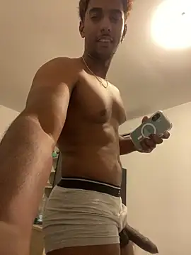 Snapshot of Axel_black10 chatting on March 6, 2026, 1:06 pm Axel black10 online show from March 6, 2026, 1:06 pm