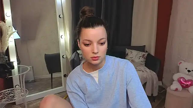 KitKatie online show from February 8, 2026, 9:01 pm