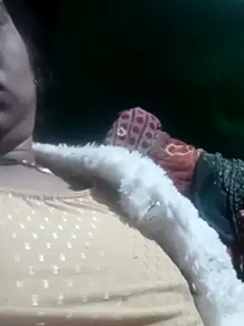 Hott Anita online show from February 5, 2026, 12:06 am