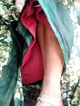 Hott Anita online show from February 1, 2026, 4:11 am