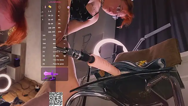 yourfox Alice  online show from May 18, 2026, 7:02 am