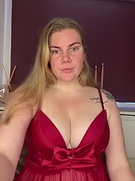 Snapshot of SexyBlondJoanna chatting on February 8, 2026, 11:41 am SexyBlondJoanna online show from February 8, 2026, 11:41 am