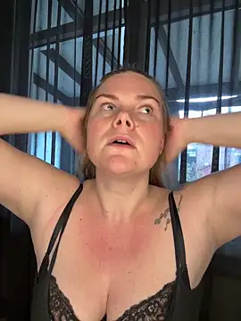 Snapshot of SexyBlondJoanna chatting on February 13, 2026, 2:17 pm SexyBlondJoanna online show from February 13, 2026, 2:17 pm