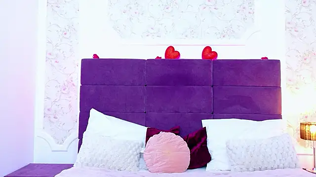 EvelinHill online show from March 3, 2026, 5:03 am