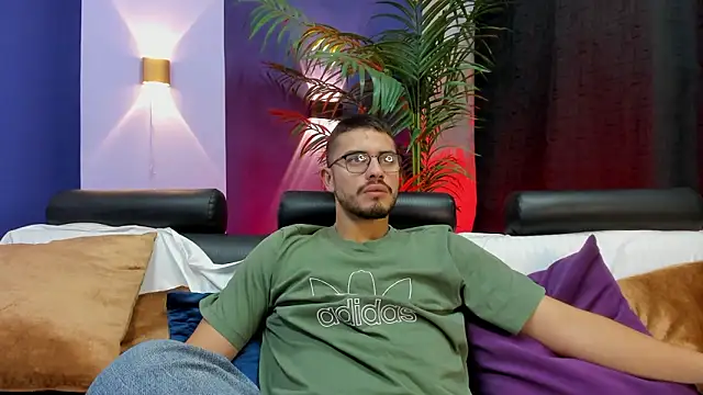 Snapshot of Jay_Grip chatting on March 13, 2026, 7:52 pm Jay Grip online show from March 13, 2026, 7:52 pm