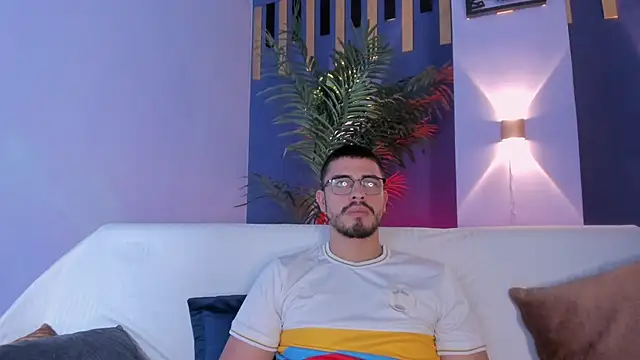 Snapshot of Jay_Grip chatting on March 18, 2026, 9:04 pm Jay Grip online show from March 18, 2026, 9:04 pm