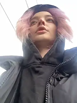 Snapshot of aka_Blonde chatting on March 8, 2026, 10:51 am aka Blonde online show from March 8, 2026, 10:51 am