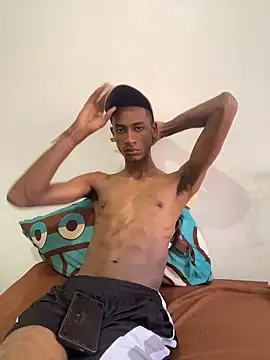 twink gabrielll online show from May 5, 2026, 12:41 pm