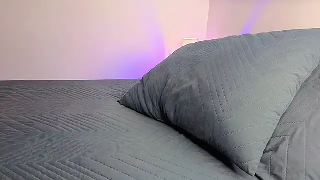 joelcallvil1 online show from February 4, 2026, 1:06 pm