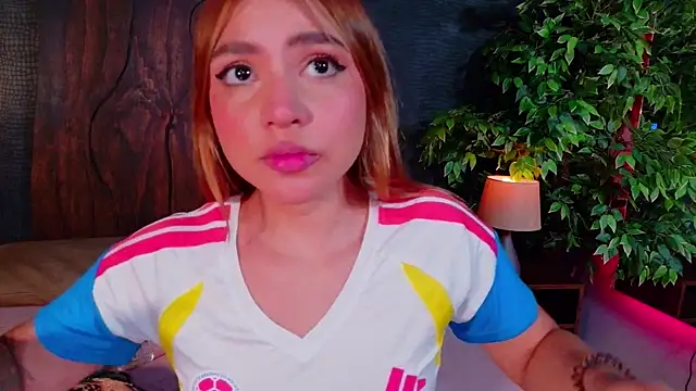 miia stonne online show from July 3, 2026, 4:24 pm