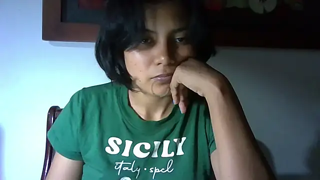 Snapshot of Osirisjackson22 chatting on August 5, 2026, 4:17 am Osirisjackson22 online show from August 5, 2026, 4:17 am