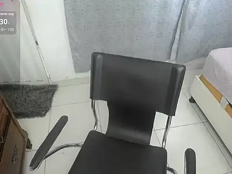 miss charlott 18 online show from March 21, 2026, 11:25 am