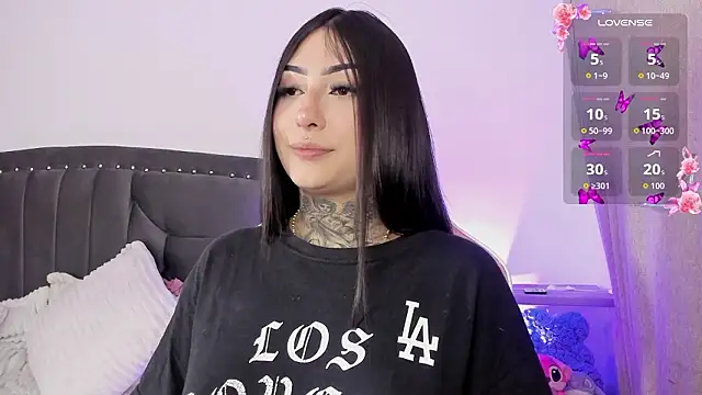 Snapshot of Lilith_blaze_Fg chatting on March 20, 2026, 11:06 pm Lilith blaze Fg online show from March 20, 2026, 11:06 pm