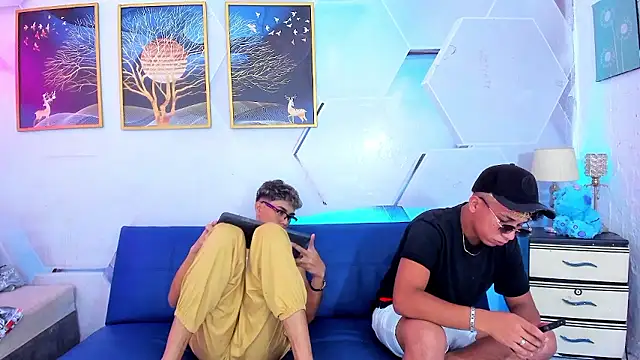 Roman cute online show from January 18, 2026, 10:13 pm