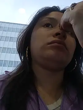 yessica gomez01 online show from May 13, 2026, 12:45 pm