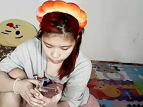 xxhotamizinggirl online show from February 15, 2026, 1:10 pm