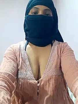 cutehotwife online show from March 3, 2026, 4:52 am