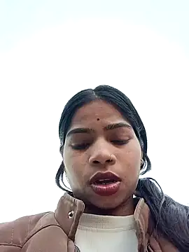 Surbhi rathore online show from February 4, 2026, 12:33 pm