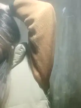 jjennyyy online show from March 5, 2026, 2:57 pm