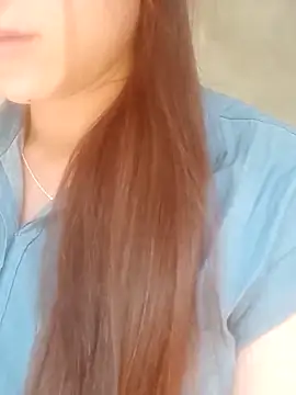 Snapshot of jjennyyy chatting on April 9, 2026, 7:14 am jjennyyy online show from April 9, 2026, 7:14 am
