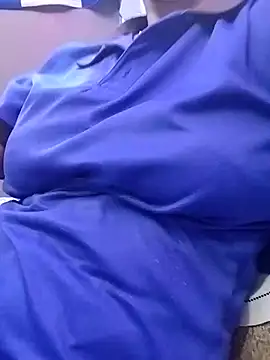 Snapshot of Zaara101 chatting on February 25, 2026, 2:06 pm Zaara101 online show from February 25, 2026, 2:06 pm