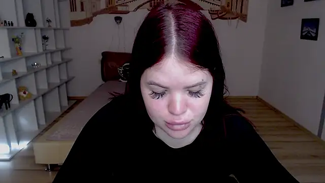 Secret Emma online show from February 2, 2026, 12:26 pm