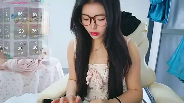 Snapshot of -XiaoYu-777 chatting on March 6, 2026, 8:20 am -XiaoYu-777 online show from March 6, 2026, 8:20 am