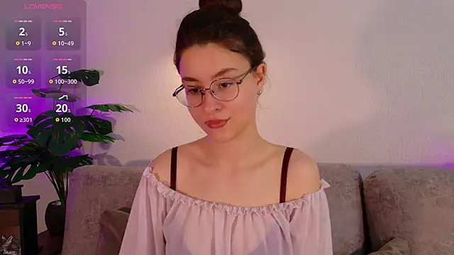 classy     online show from June 11, 2026, 4:37 pm