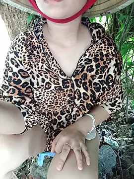 EnzxMoon02 online show from June 4, 2026, 5:45 am
