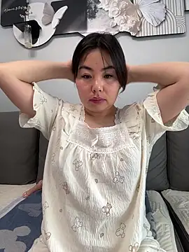 gjw900620 online show from May 2, 2026, 2:39 am