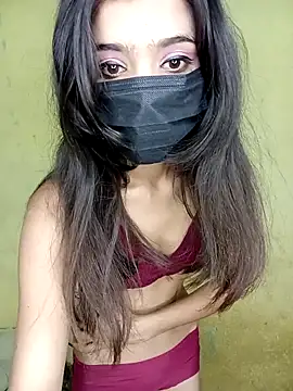 hotyjiyaaaa online show from April 1, 2026, 11:11 am