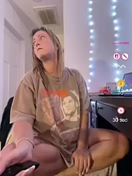 FoxyMillie online show from July 2, 2026, 1:39 am