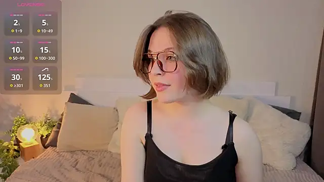 Next2Marie online show from April 24, 2026, 5:53 am
