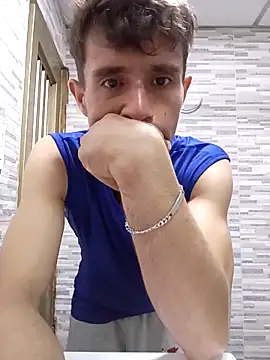 torvyHot online show from May 2, 2026, 8:14 pm
