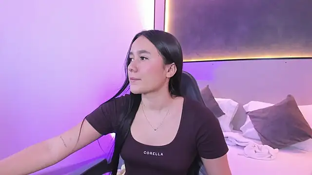 Snapshot of mia_slora chatting on July 31, 2026, 1:21 pm mia slora online show from July 31, 2026, 1:21 pm
