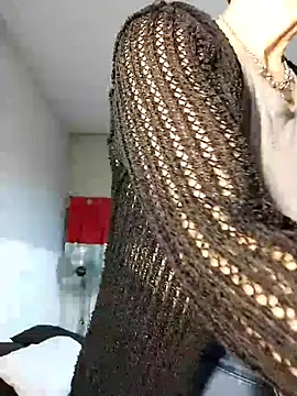 Juguetonafogosa5 online show from June 2, 2026, 11:16 pm