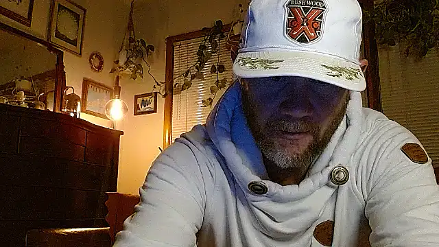 marcus graves 13 online show from January 14, 2026, 1:42 am