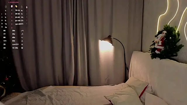 NicolaHulse online show from January 18, 2026, 4:16 am