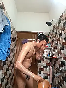 Snapshot of Uzieham22 chatting on March 6, 2026, 7:14 am Uzieham22 online show from March 6, 2026, 7:14 am