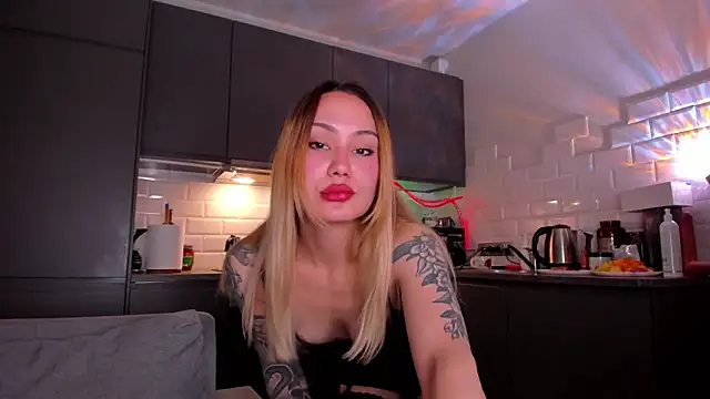 JessicaBeverly  online show from February 7, 2026, 6:49 pm