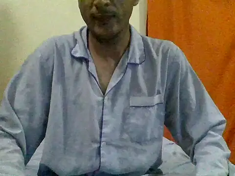 CalmDesire online show from January 15, 2026, 2:04 am