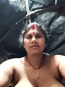 Hot di97 online show from February 8, 2026, 8:34 am